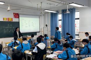 乔治：邓罗会不断跑动 你得时刻注意他的位置